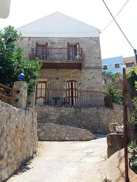 "Petrina" Sevasti Symi Studios Exterior photo